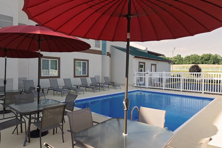 Outdoor pool