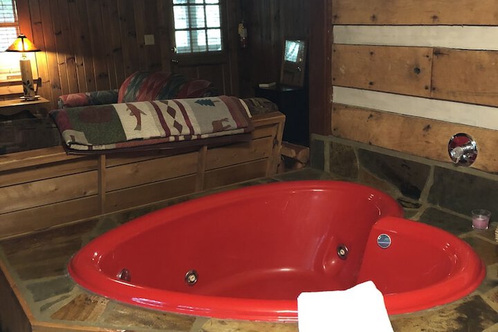 Hot Tub 35 of 39