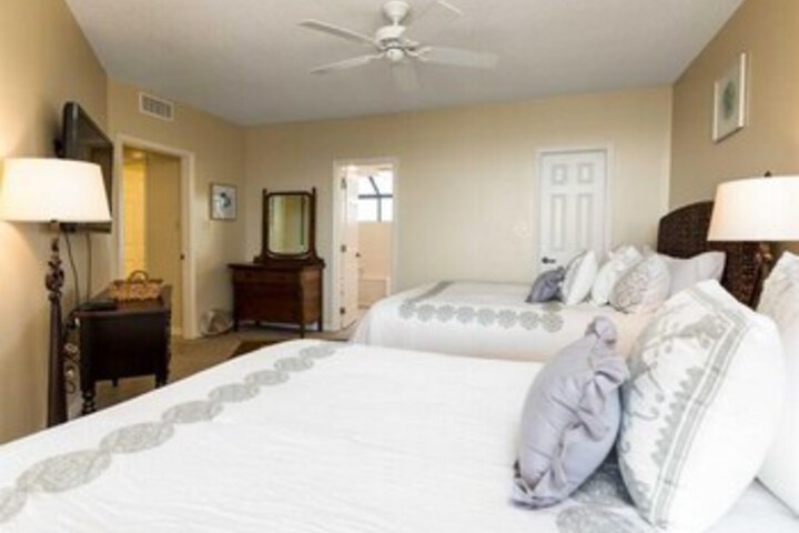 Room 127 of 148