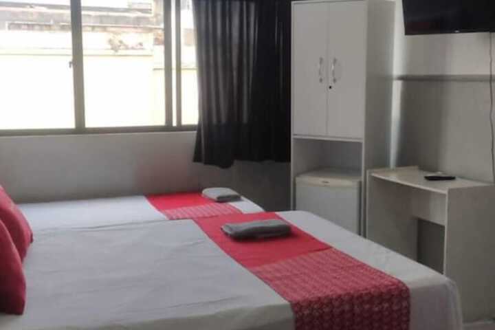 Room 7 of 9