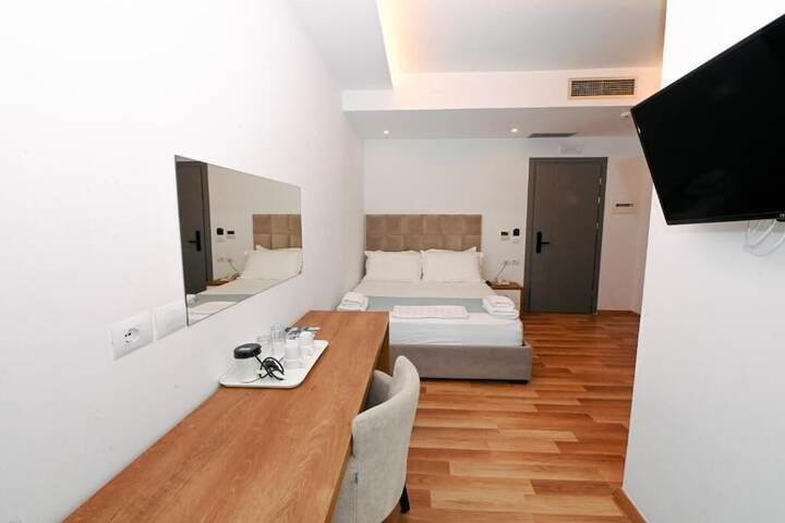 Room 25 of 71