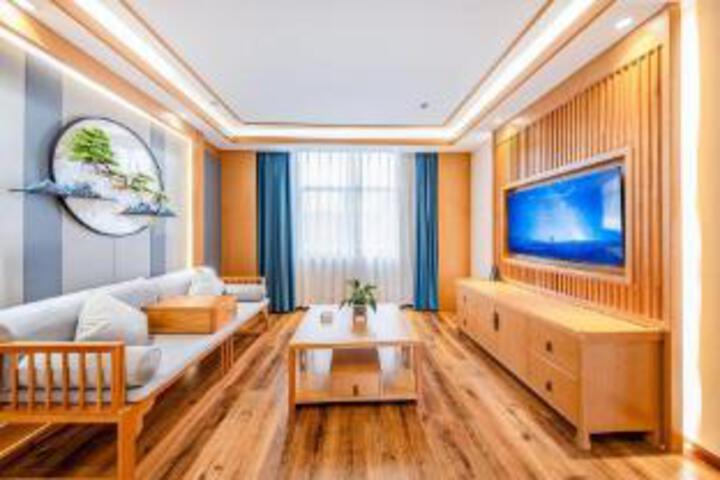 Room 10 of 10