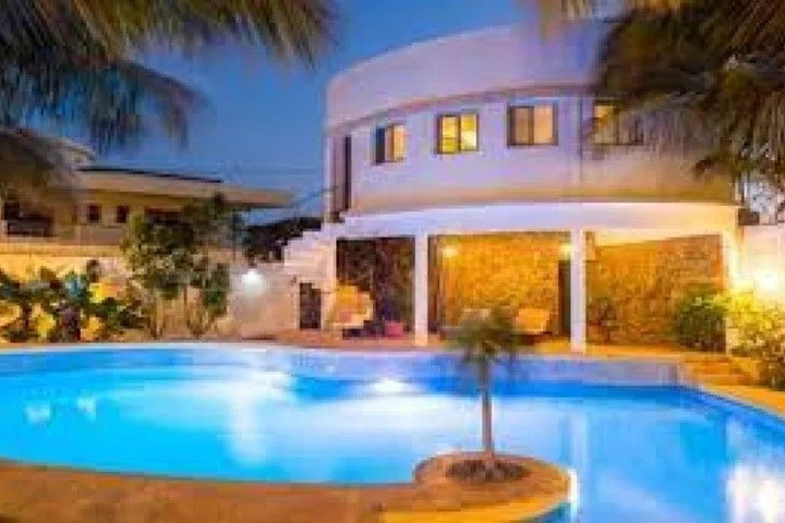 Pool 9 of 11