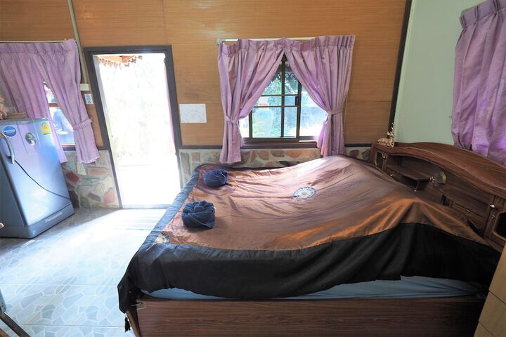 Room 16 of 42