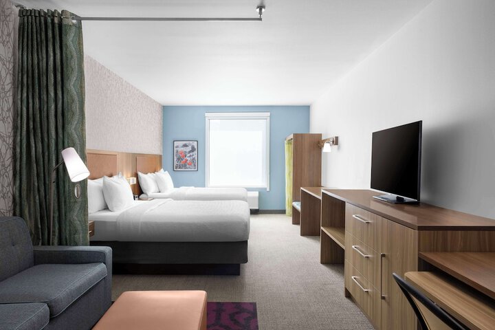 Room 27 of 55