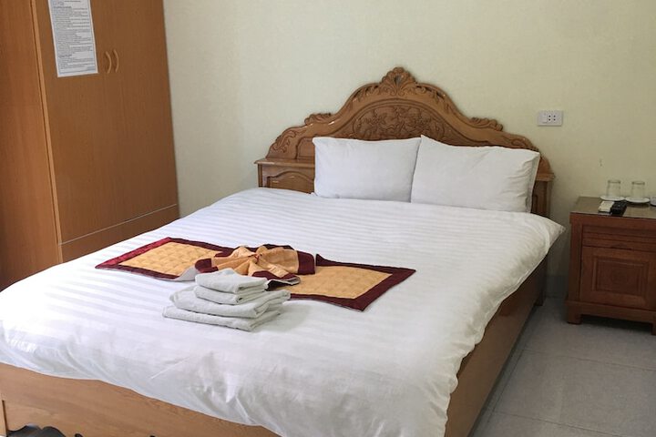 Room 36 of 82