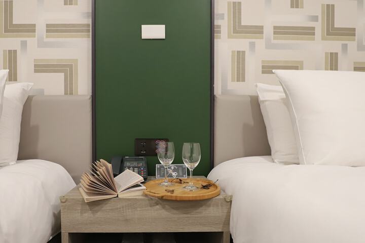 Room 46 of 117
