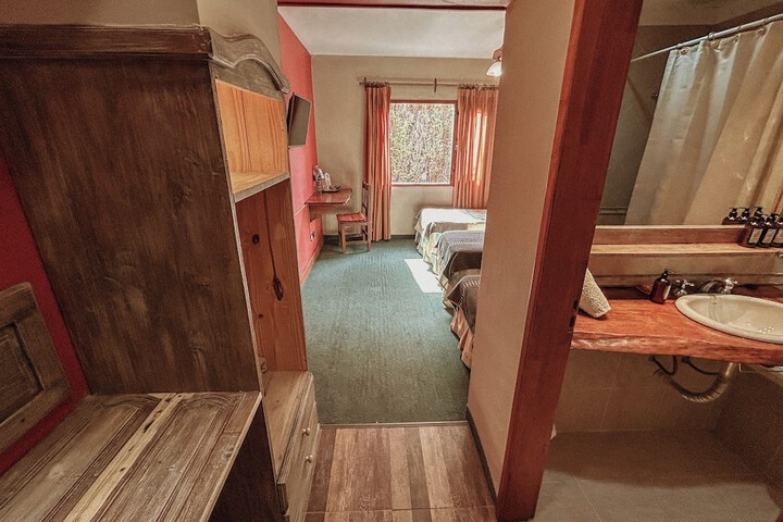 Room 29 of 90