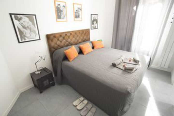 Room 14 of 30