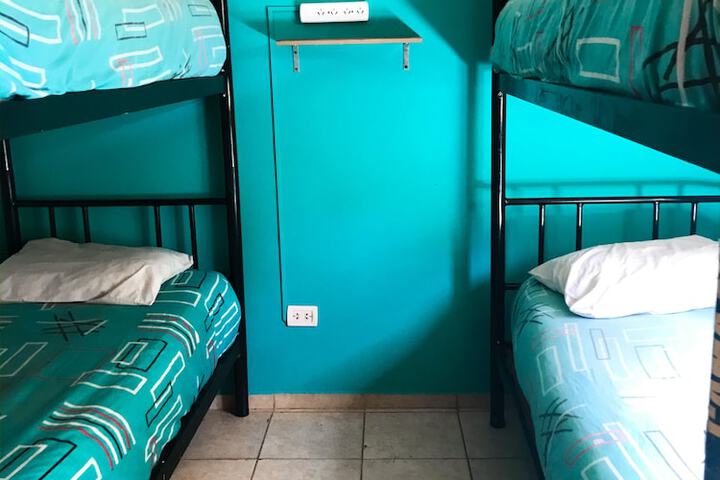 Room 14 of 37