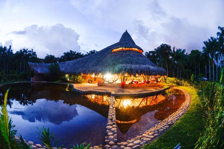 Ecolodge Cosmogénesis