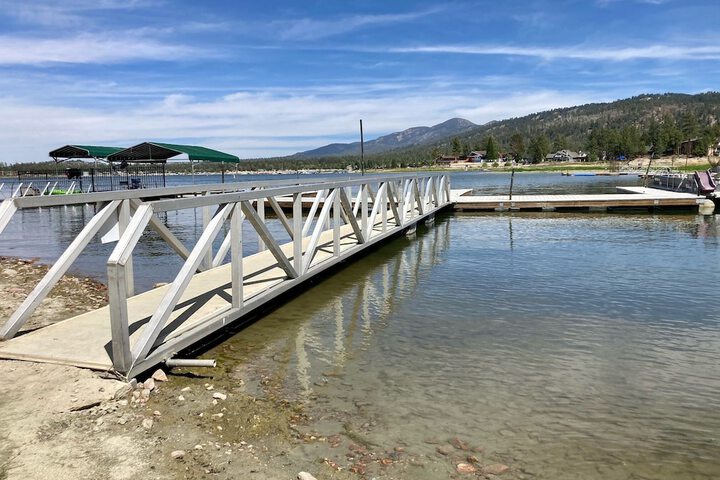 Shore Acres Lodge #450 in Big Bear Lake, CA