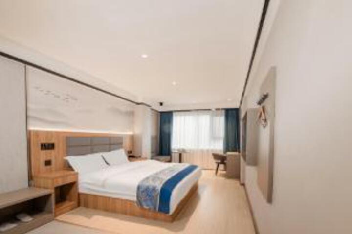 Room 21 of 23
