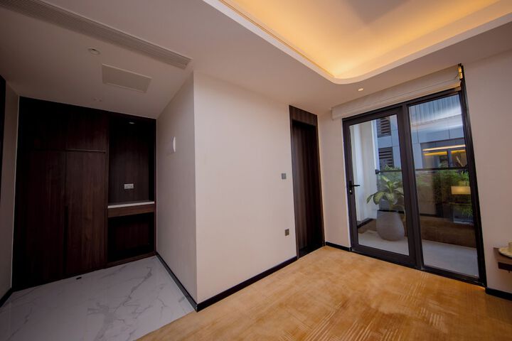 Room 40 of 148