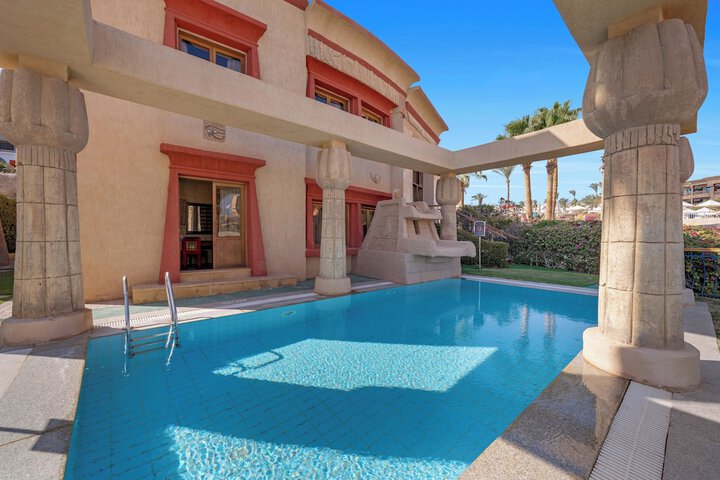 Pool 253 of 420