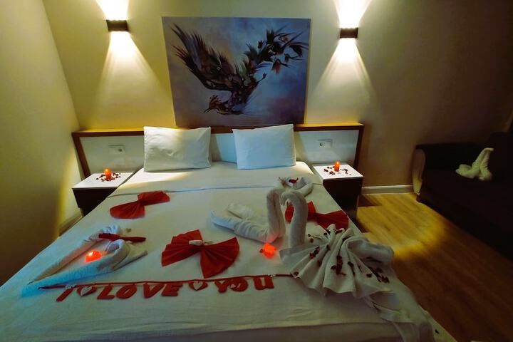 Room 19 of 151