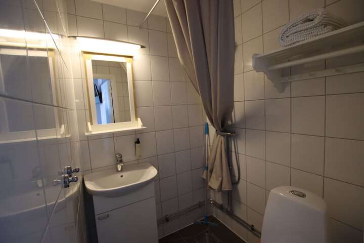 Room 30 of 62