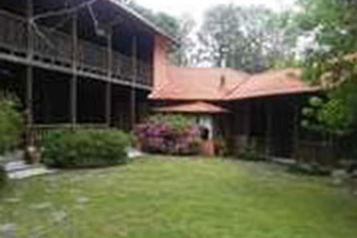 Hotel Exterior 12 of 12