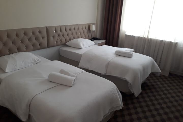 Room 7 of 26
