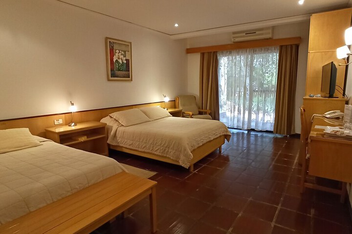 Room 5 of 54