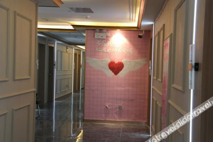 Hotel Interior 16 of 22