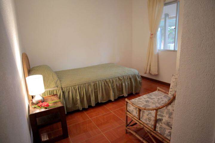 Room 4 of 60