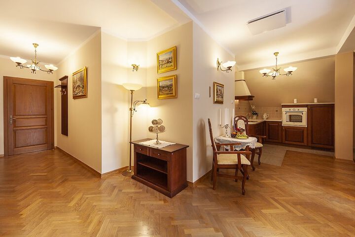 Room 25 of 54