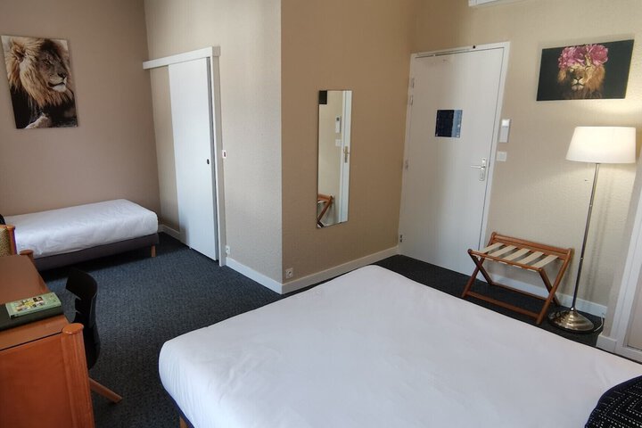 Room 19 of 62