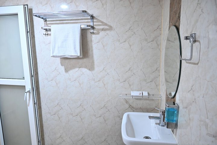 Room 29 of 45