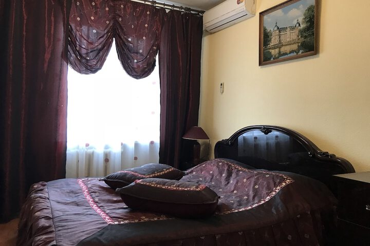 Room 7 of 32
