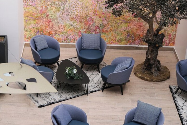 Hotel Lobby