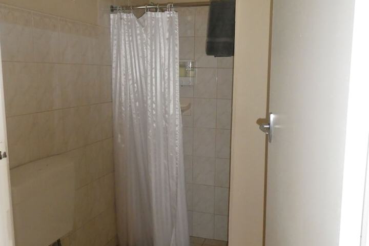 Room 46 of 68