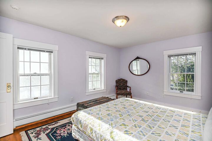 Room 2 of 38