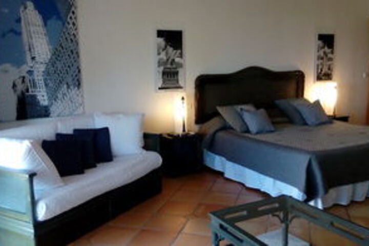 Room 14 of 50