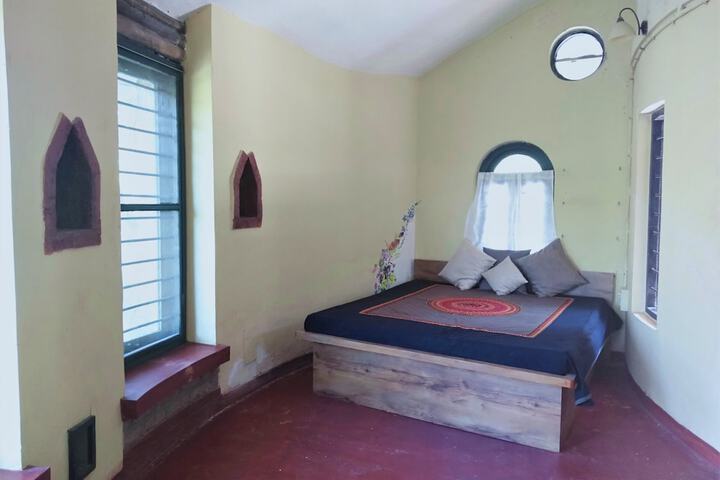 Room 7 of 36