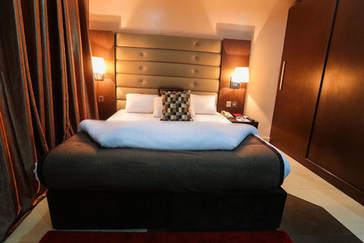 Room 17 of 81