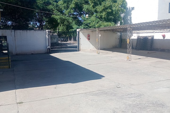 Property Grounds 34 of 40