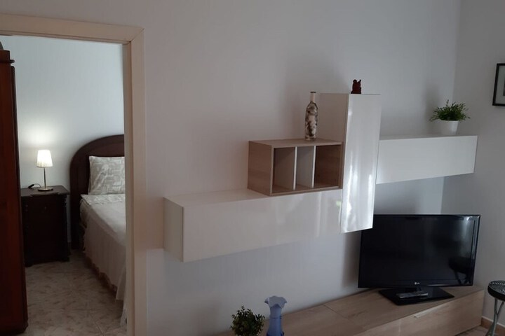 Room 5 of 30