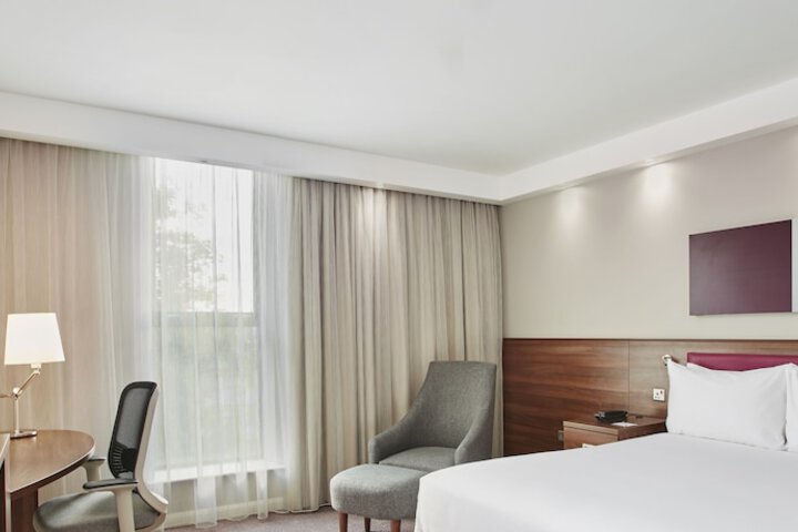Room 5 of 27