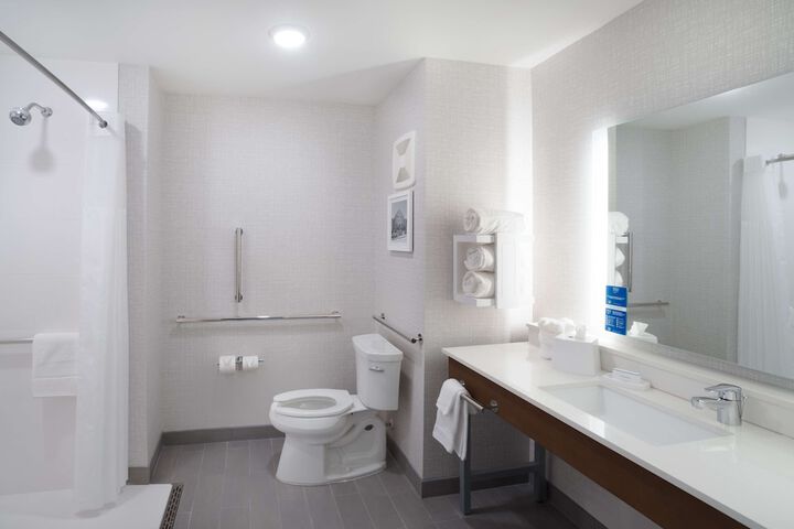 Bathroom shower