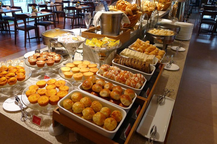 Breakfast/Coffee Service 51 of 96