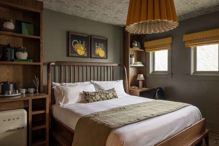 Room 5 of 21