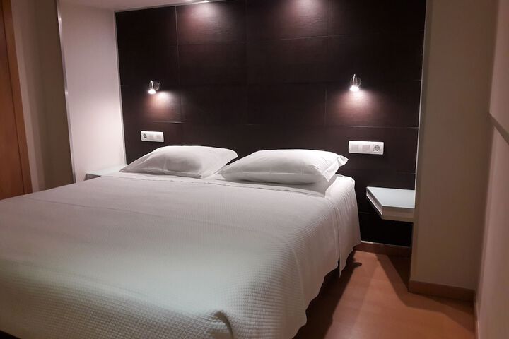 Room 16 of 44