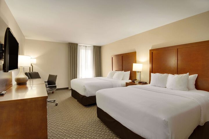 Room 10 of 36
