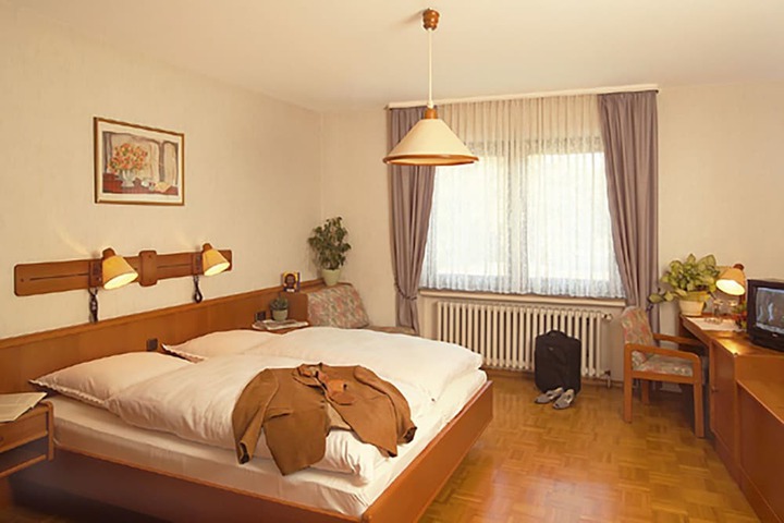 Room 74 of 84