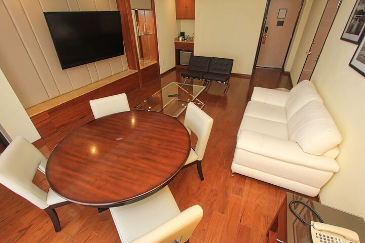 Room 48 of 150