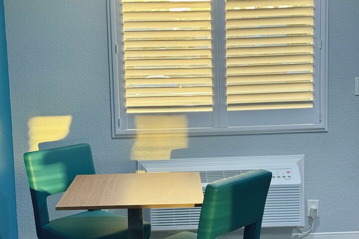 Room 7 of 13