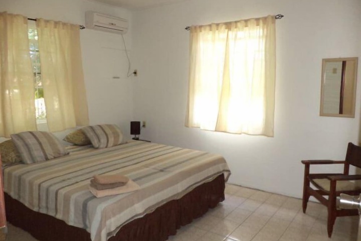 Room 7 of 39