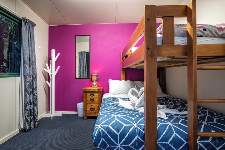 Room 28 of 53