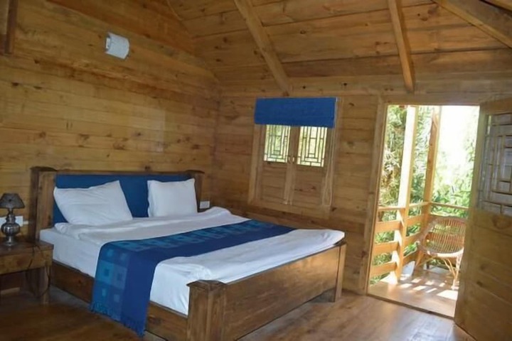 Room 3 of 35